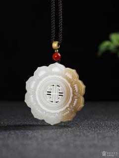 王朝安和田玉糖白玉莲花仿古镂空挂件