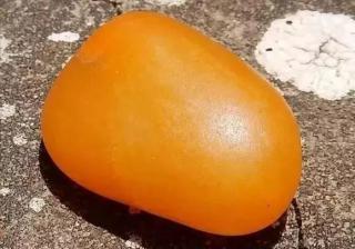 看"皮"说话 和田玉籽料皮色之美