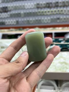 十三【和田玉】湖水绿无事牌
