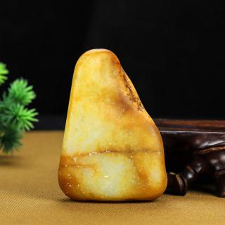 新强和田玉原石产地227g放漏