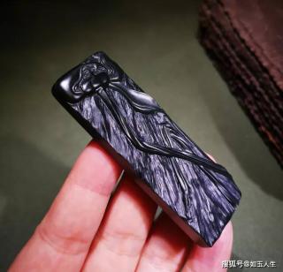 大叔说玉:什么是和田玉的"青玉"?