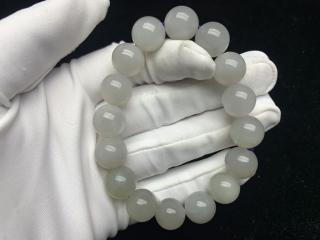 序号1571 和田玉烟紫手串 卡12