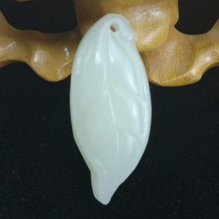 新疆和田玉白玉树叶玉挂件 金枝玉叶玉石吊坠女款玉坠带证书