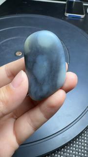 和田玉青花,重39.5克,1680元不议