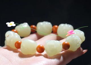 和田玉手串的种类与文化内涵