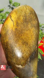 甄玉坊:再说和田玉籽料中的石包玉